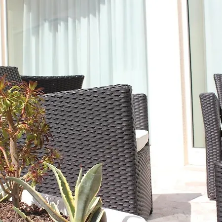 Marina Hotel