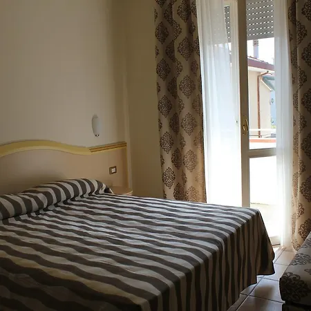 Marina Hotel